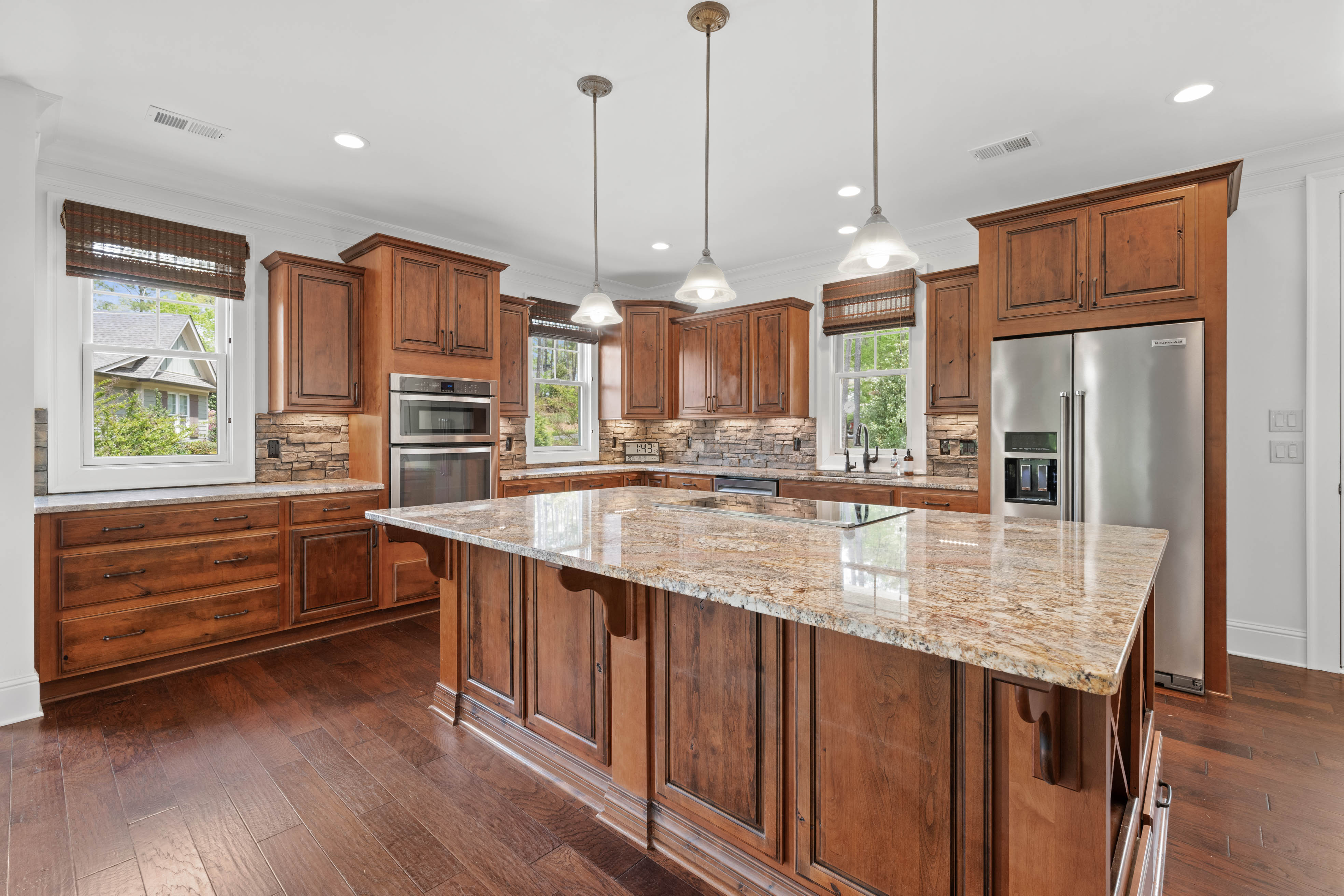 1080 Club Pointe Circle image 13